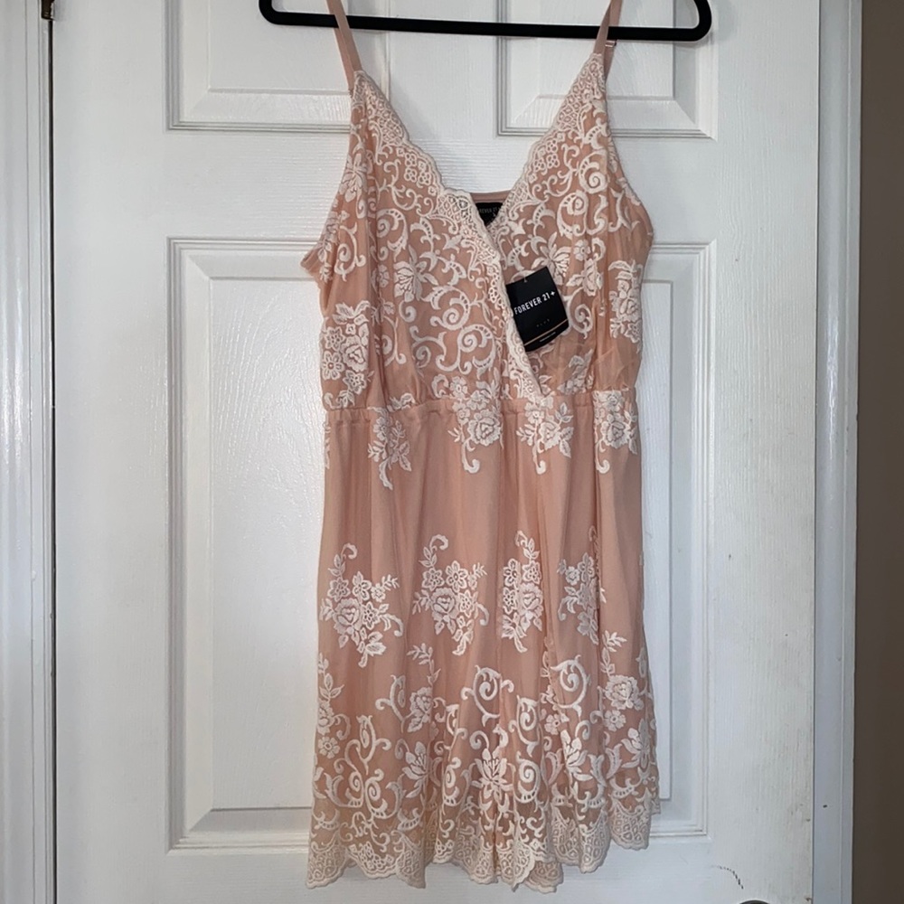 PINK LACE ROMPER
